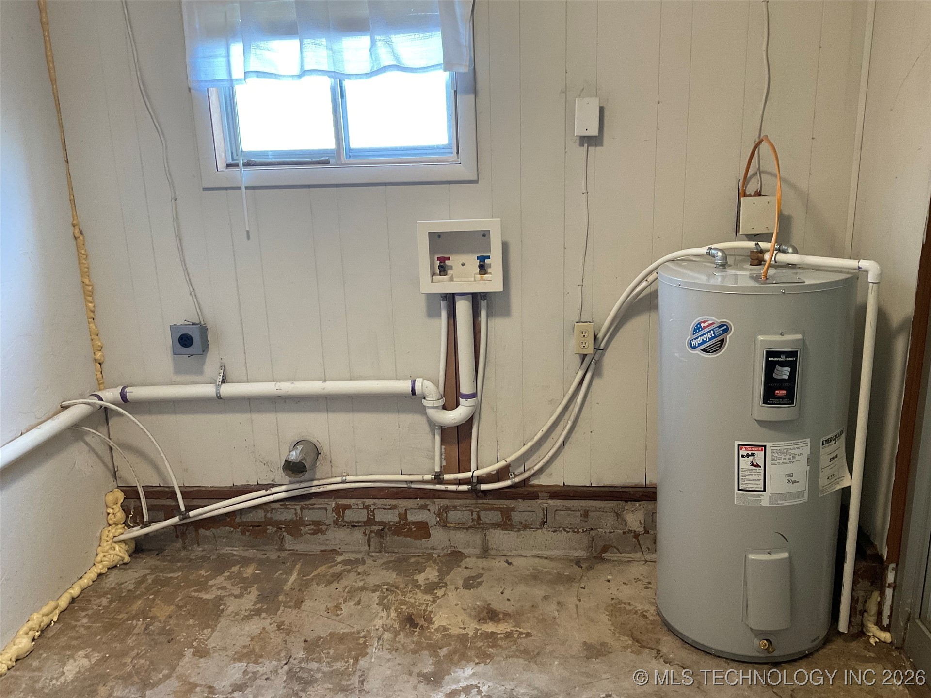 220 E 45th Place S Property Photo 15