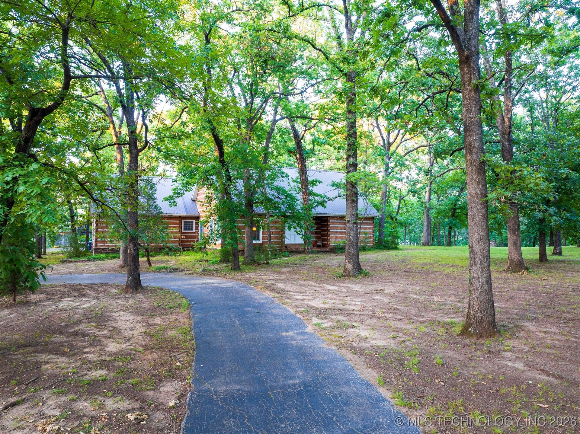 7860 W 16th Street North Property Photo 5