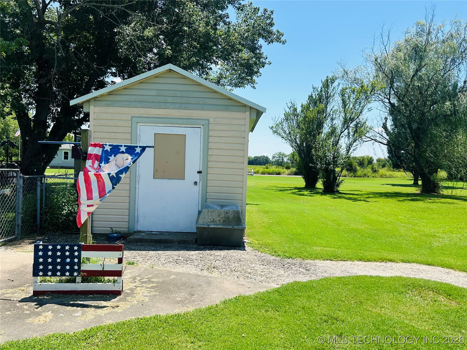 1231 S 61st Street W Property Photo 6