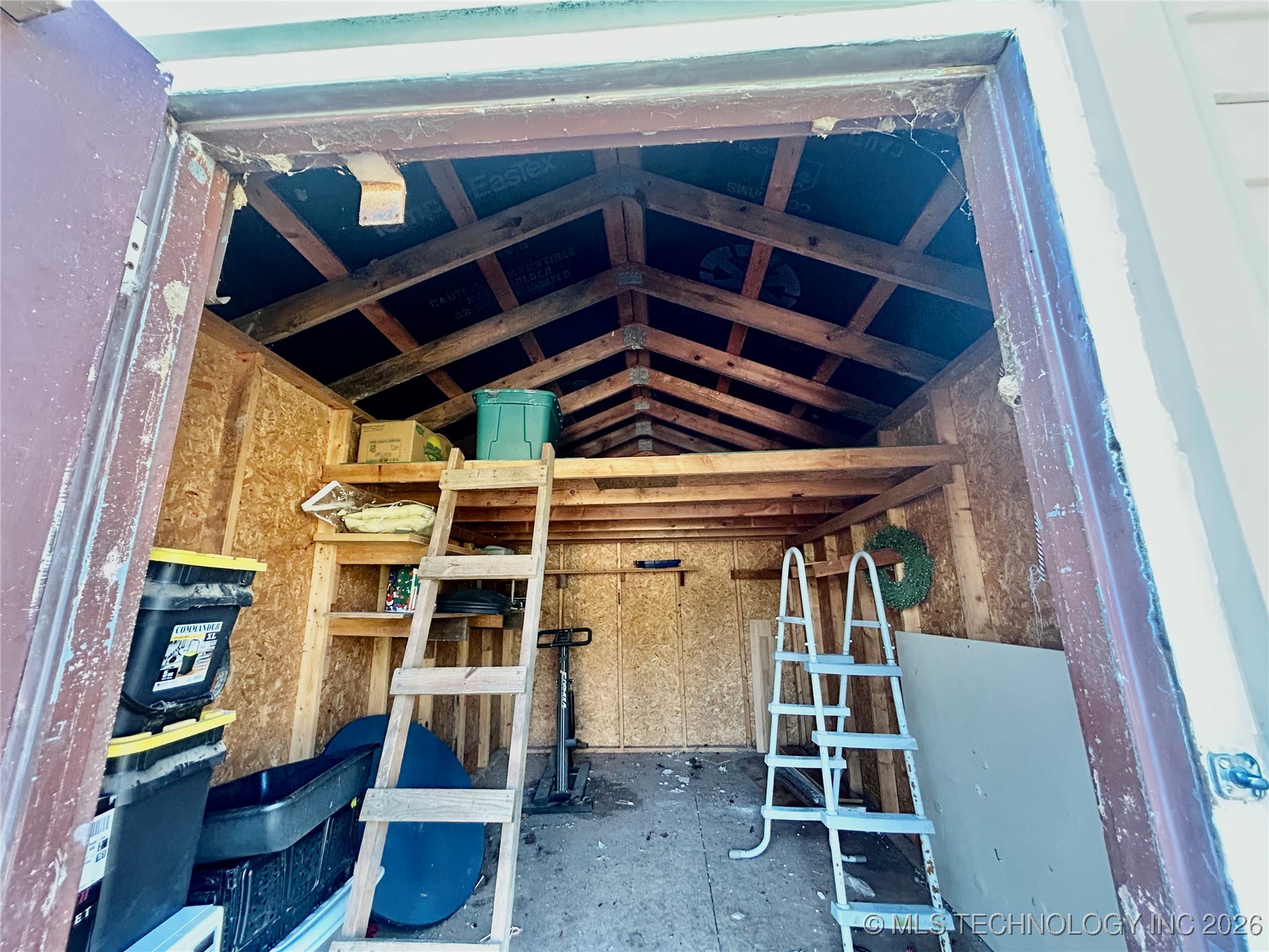 1231 S 61st Street W Property Photo 8