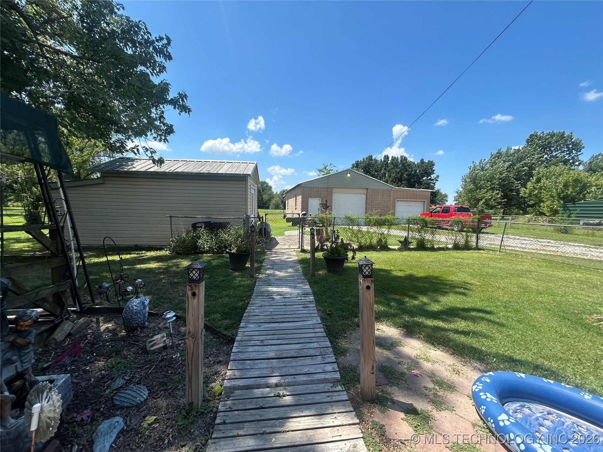 1231 S 61st Street W Property Photo 12