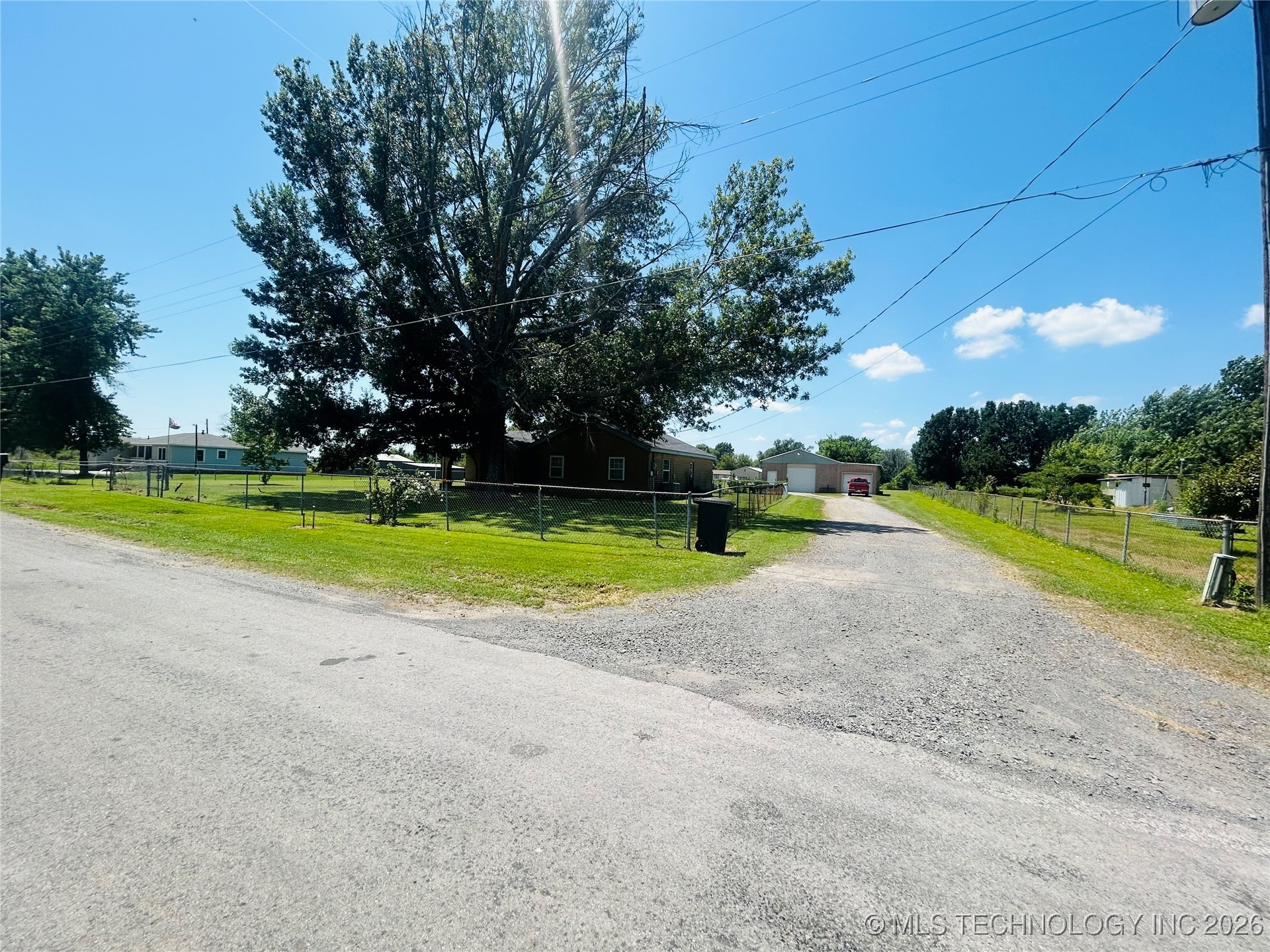 1231 S 61st Street W Property Photo 16