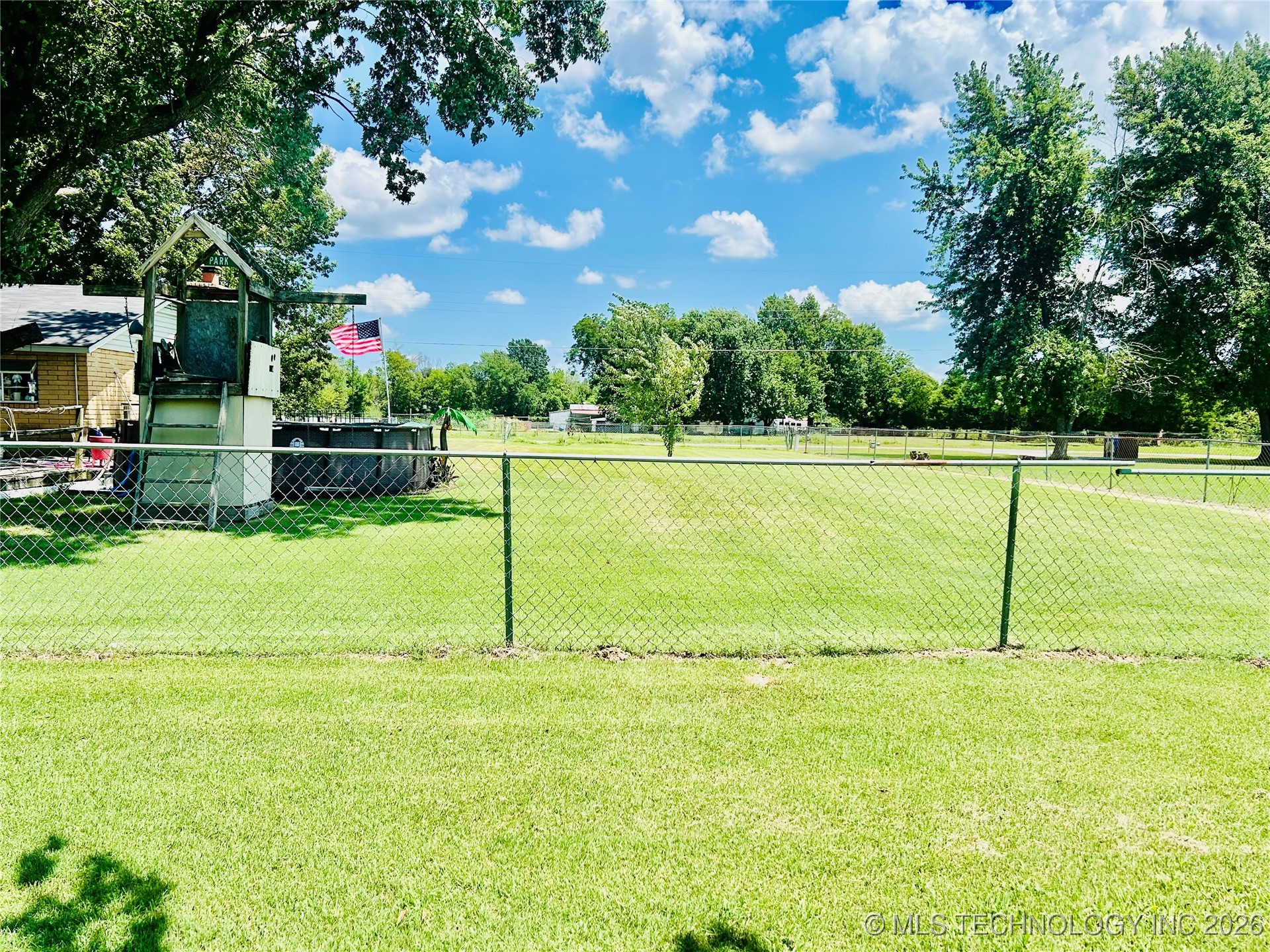 1231 S 61st Street W Property Photo 19