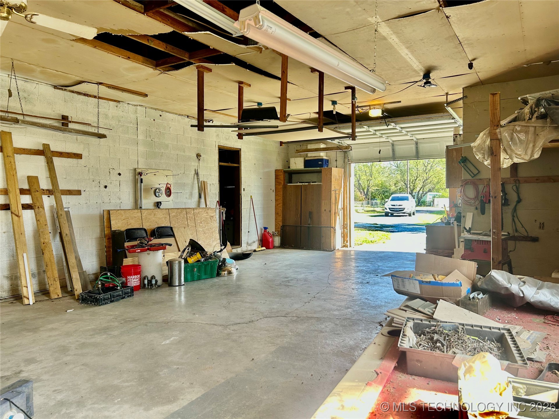 1231 S 61st Street W Property Photo 60