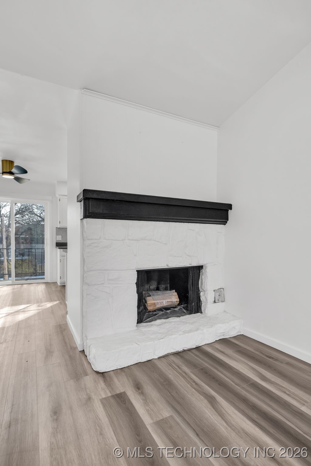 4406 E 68th Street 472 Property Photo 6