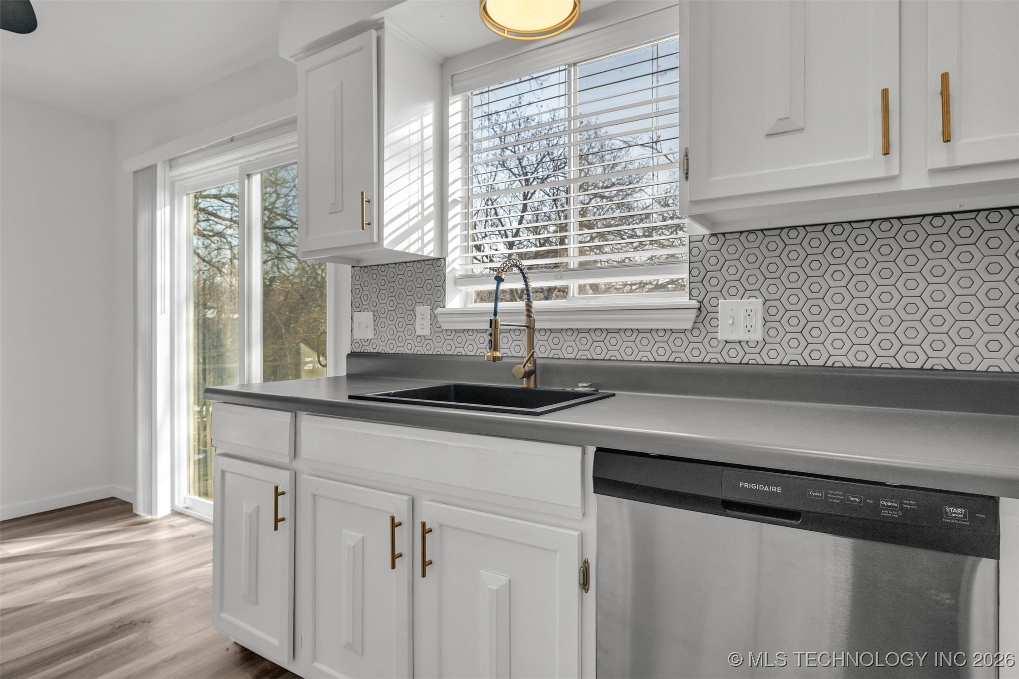 4406 E 68th Street 472 Property Photo 13