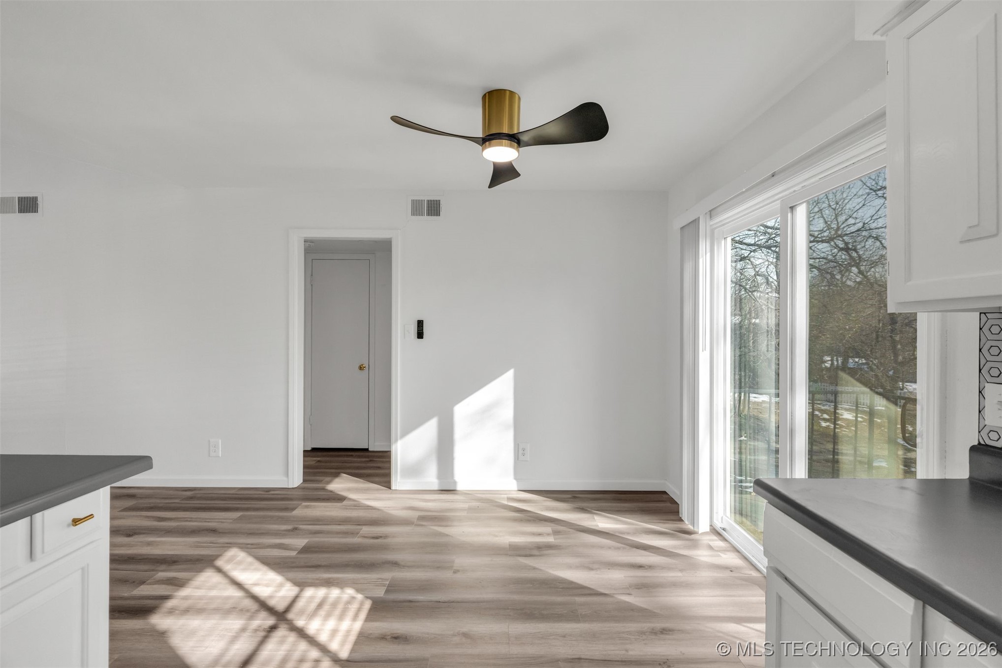 4406 E 68th Street 472 Property Photo 15