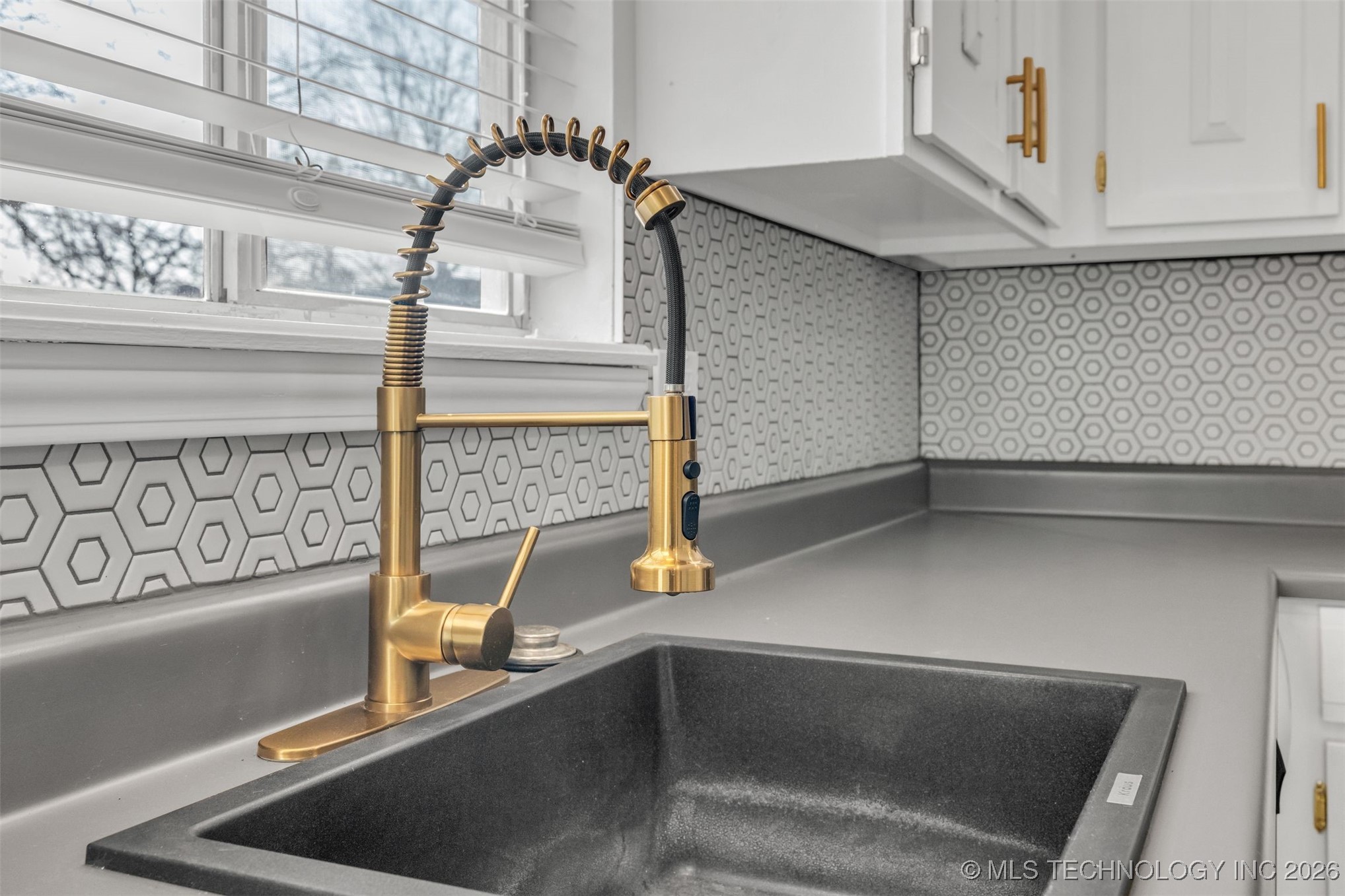 4406 E 68th Street 472 Property Photo 16