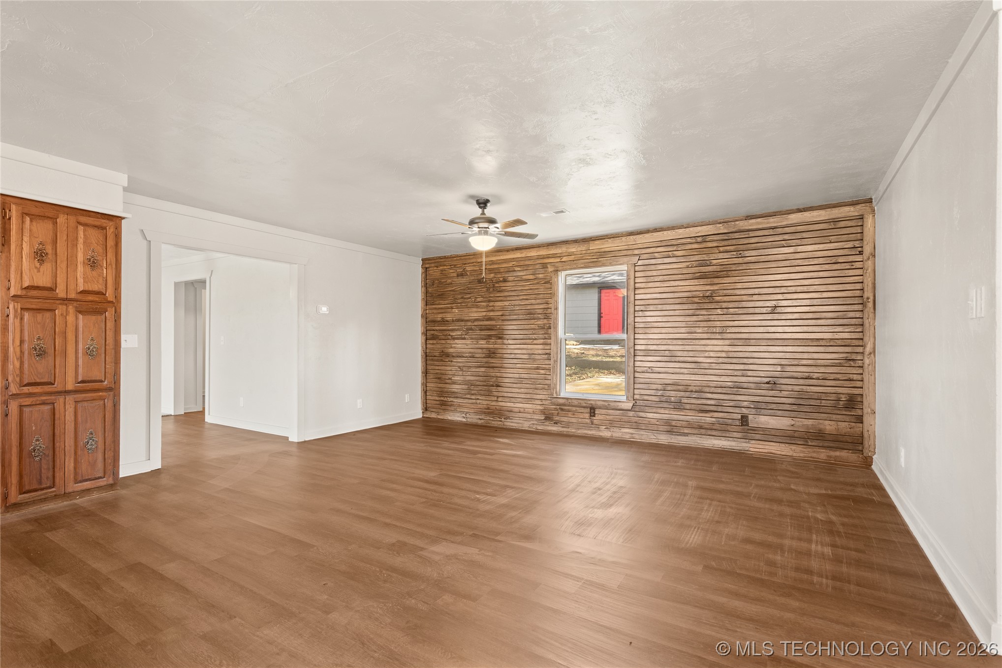 196 Frances Street Property Photo 4