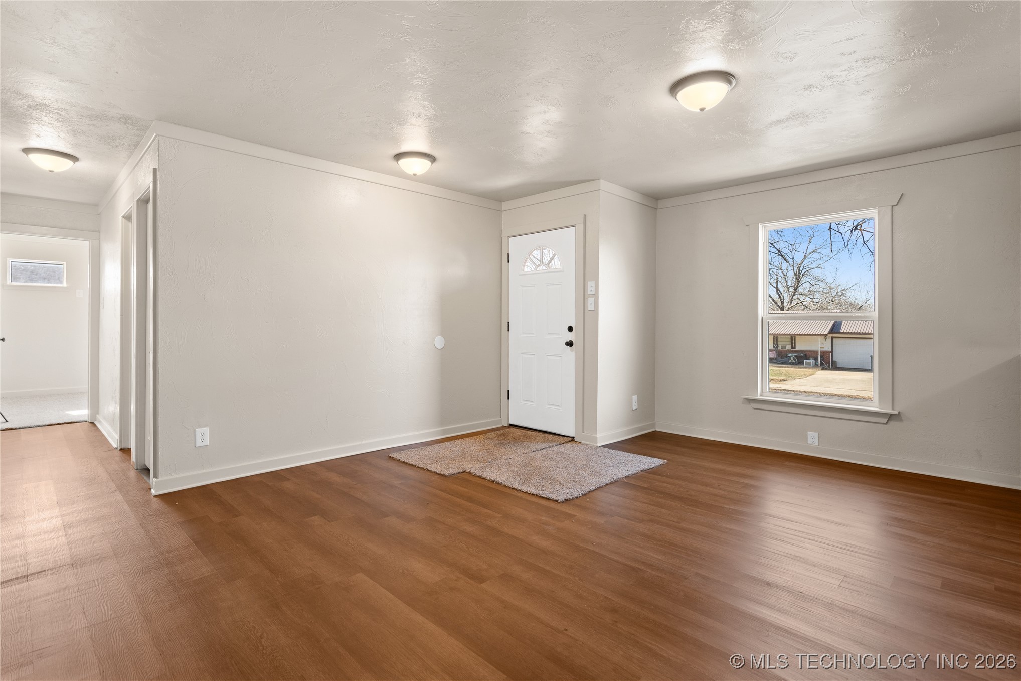 196 Frances Street Property Photo 8