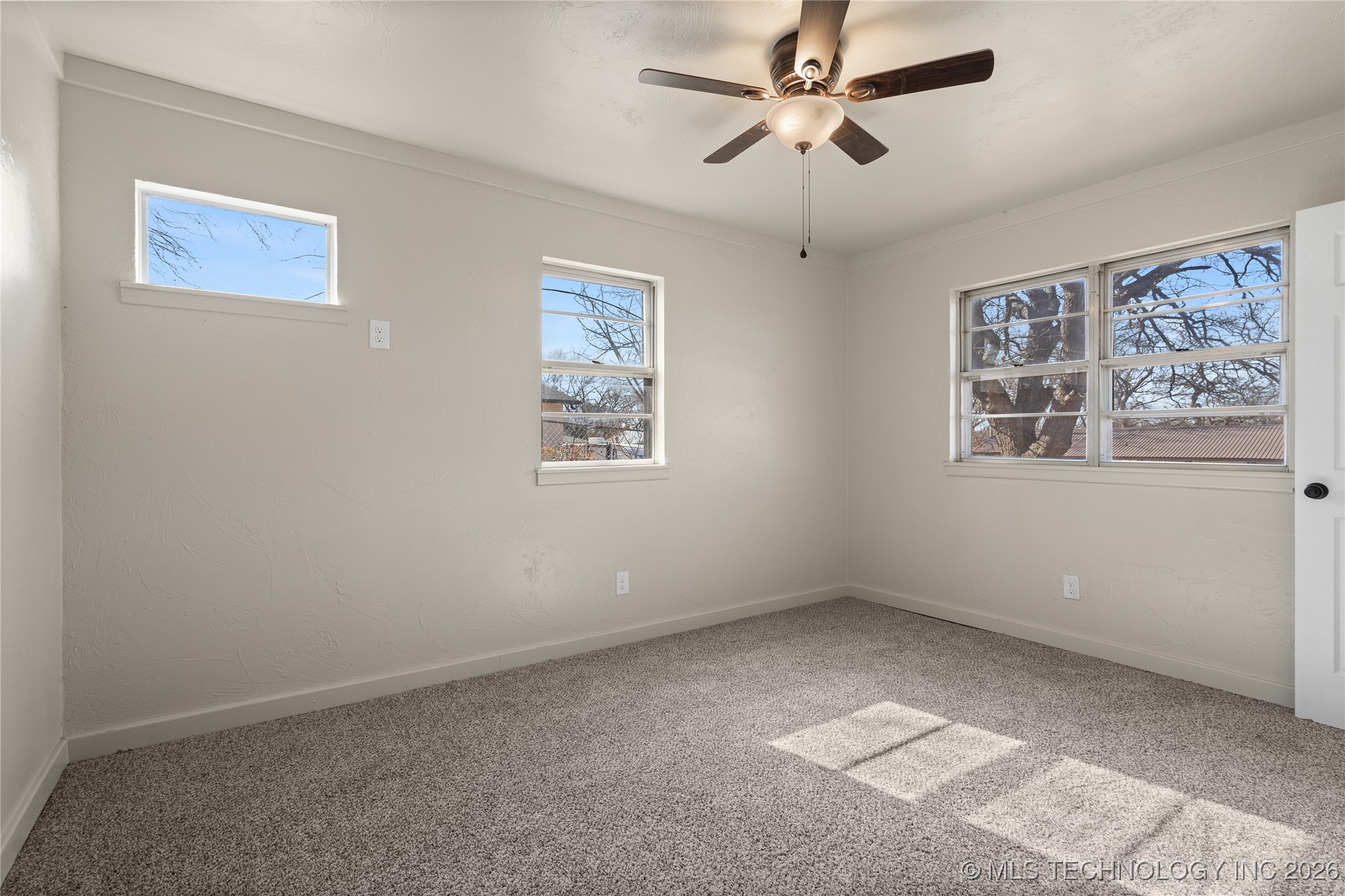 196 Frances Street Property Photo 16