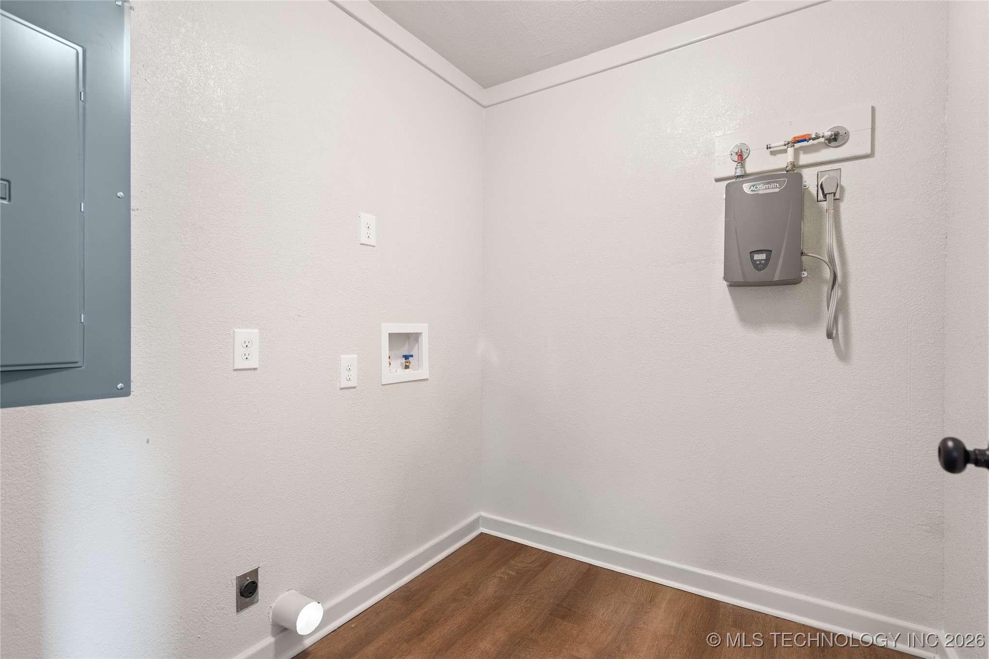 196 Frances Street Property Photo 26