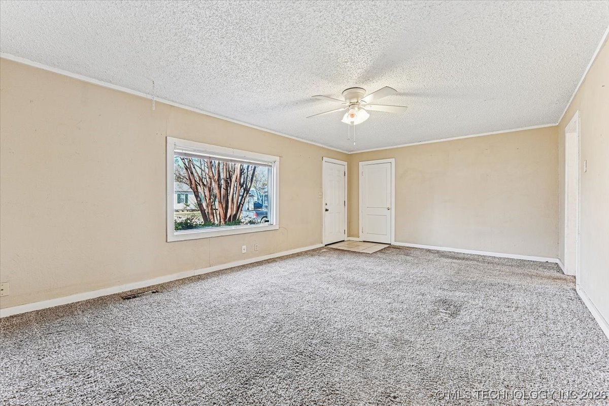 3947 S Madison Avenue Property Photo 5