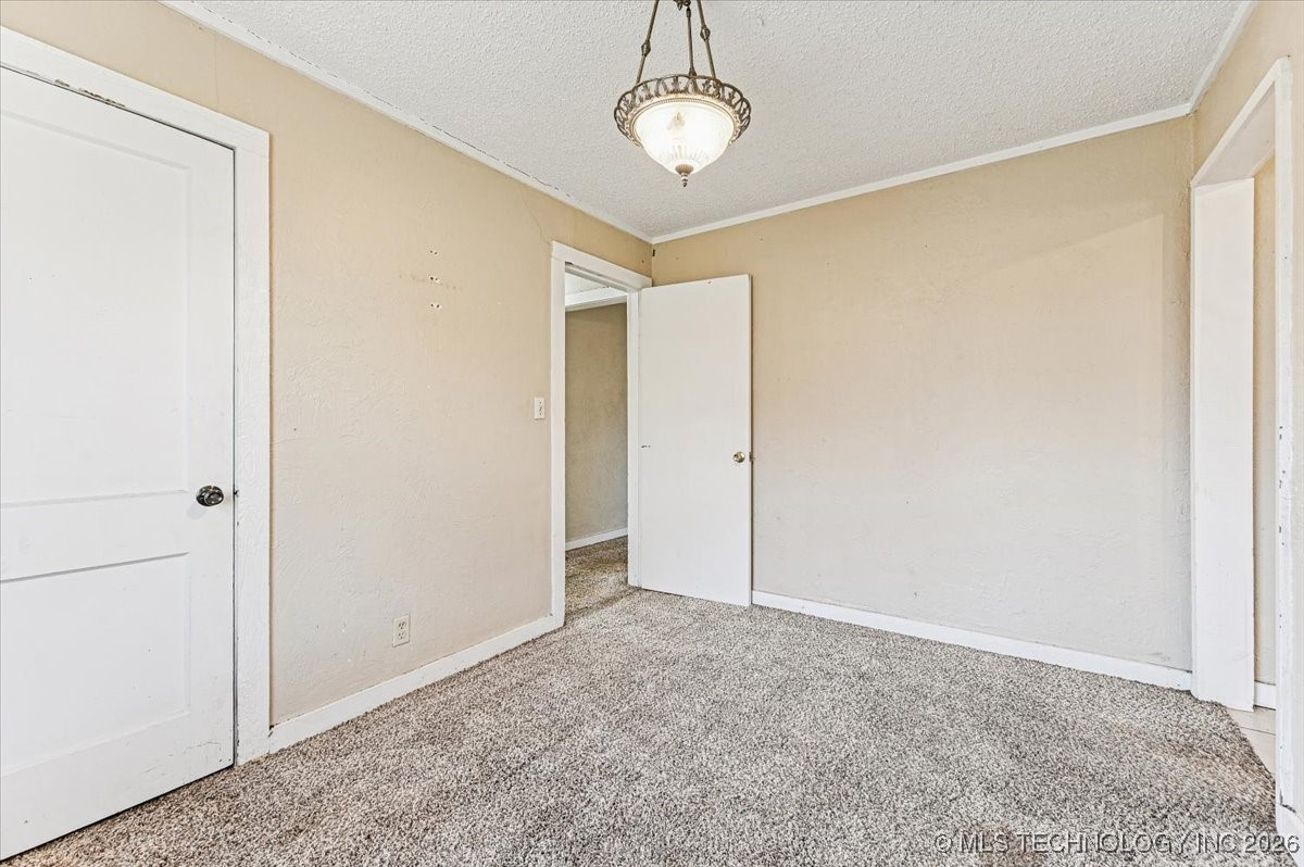 3947 S Madison Avenue Property Photo 12