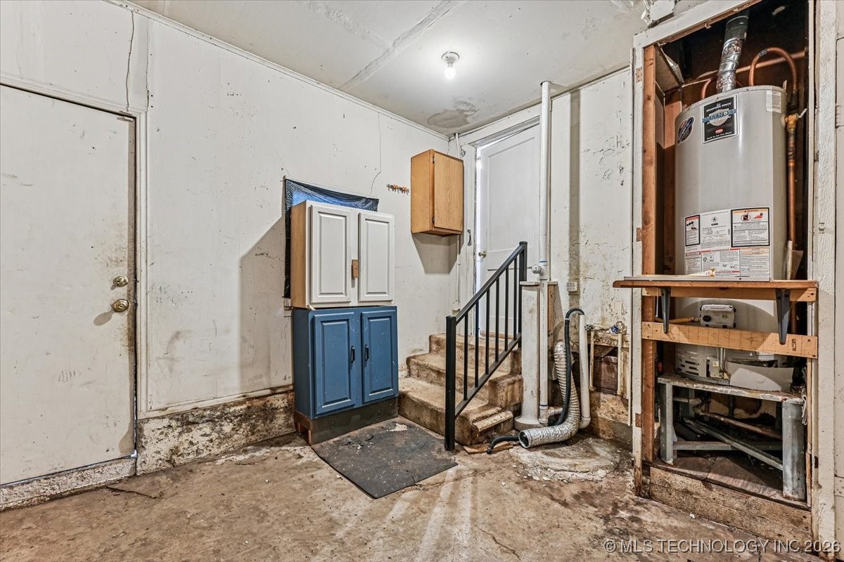 3947 S Madison Avenue Property Photo 20