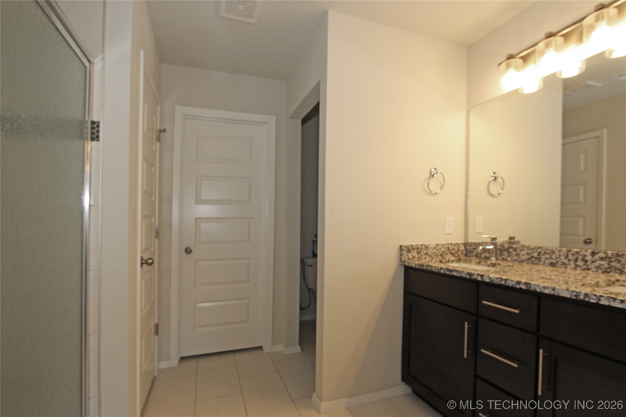 1664 E 138 Street S Property Photo 22