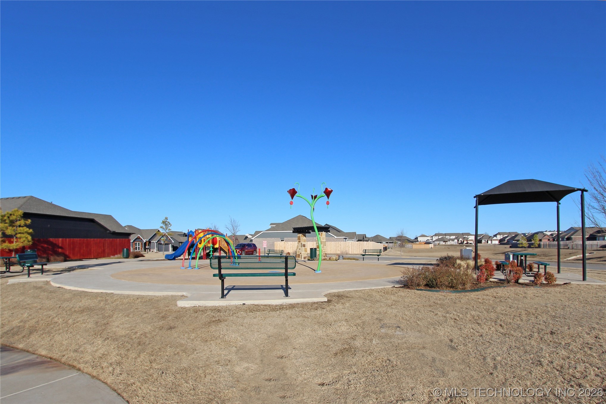 1664 E 138 Street S Property Photo 34