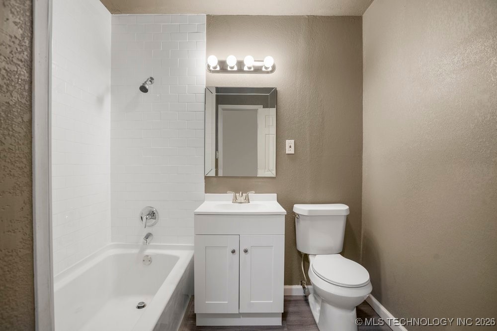 20415 E Admiral Boulevard Property Photo 24