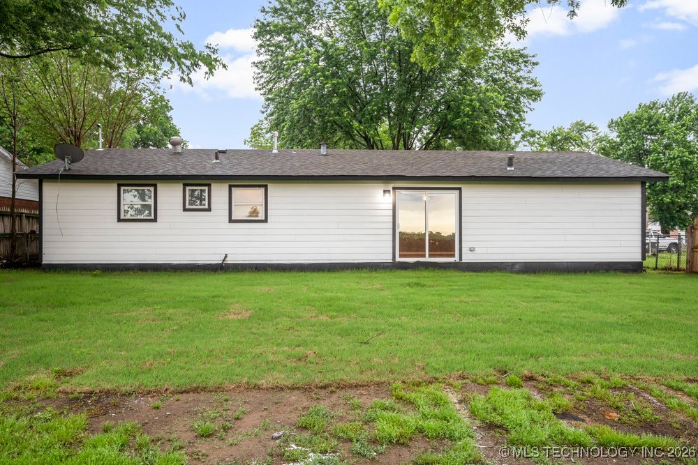 20415 E Admiral Boulevard Property Photo 33