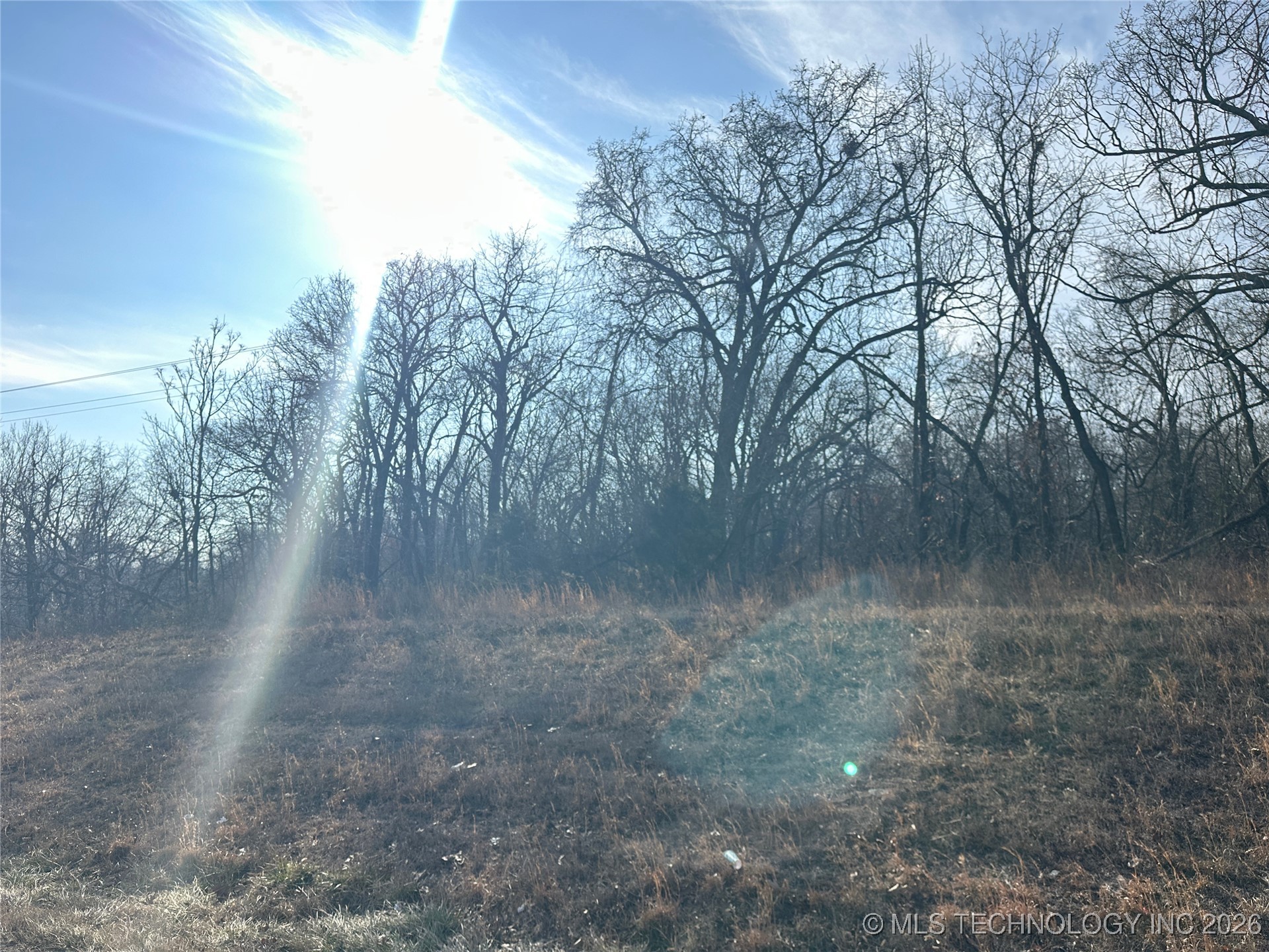 1293 N Hwy 412 Alt Property Photo 3