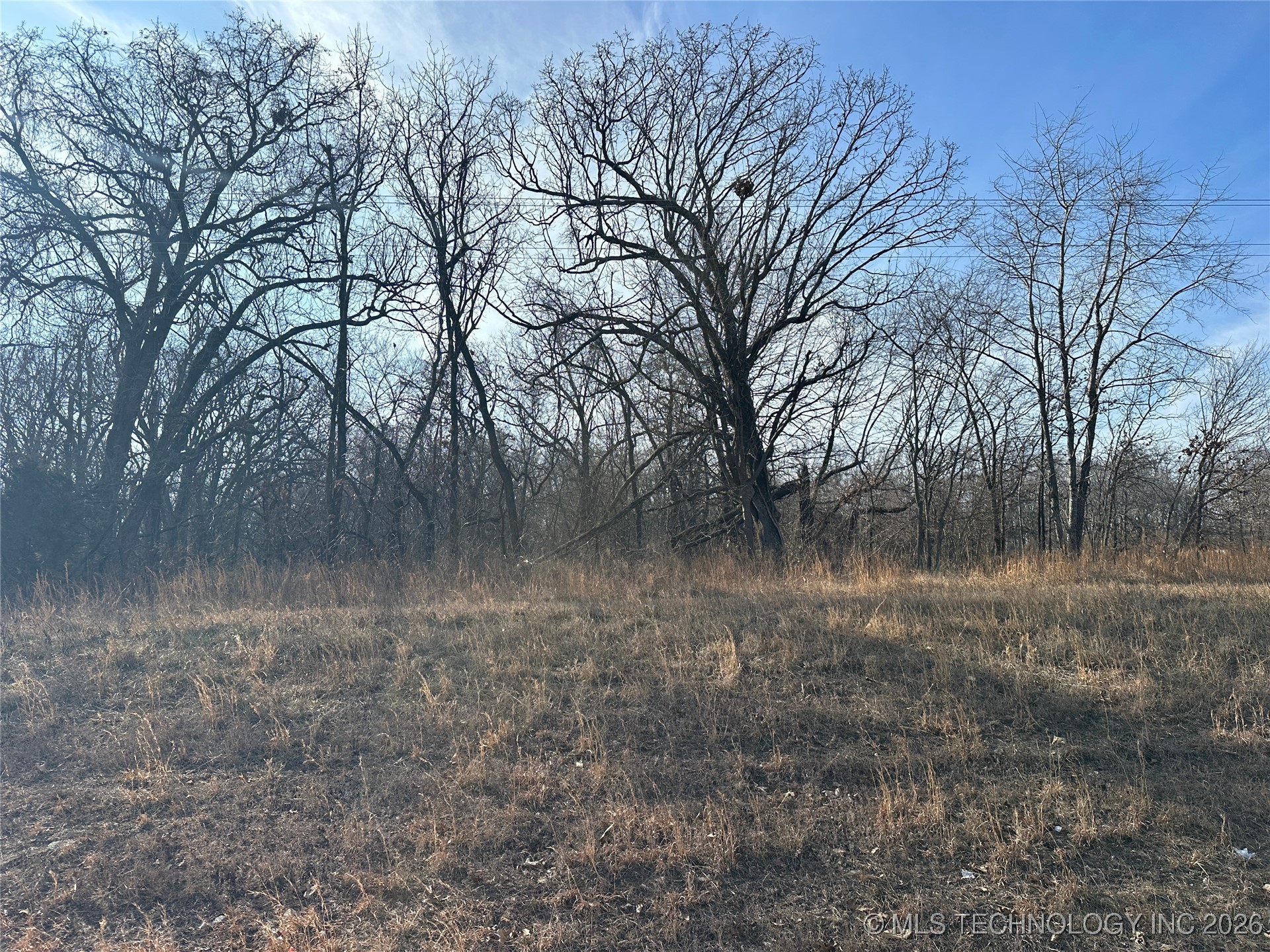 1293 N Hwy 412 Alt Property Photo 4