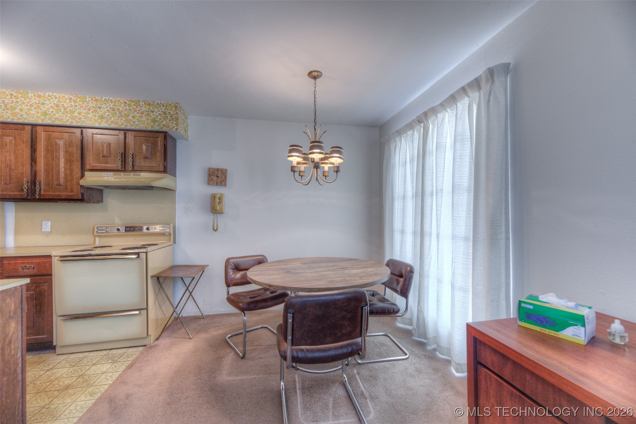 6806 S Toledo Avenue 305 Property Photo 10