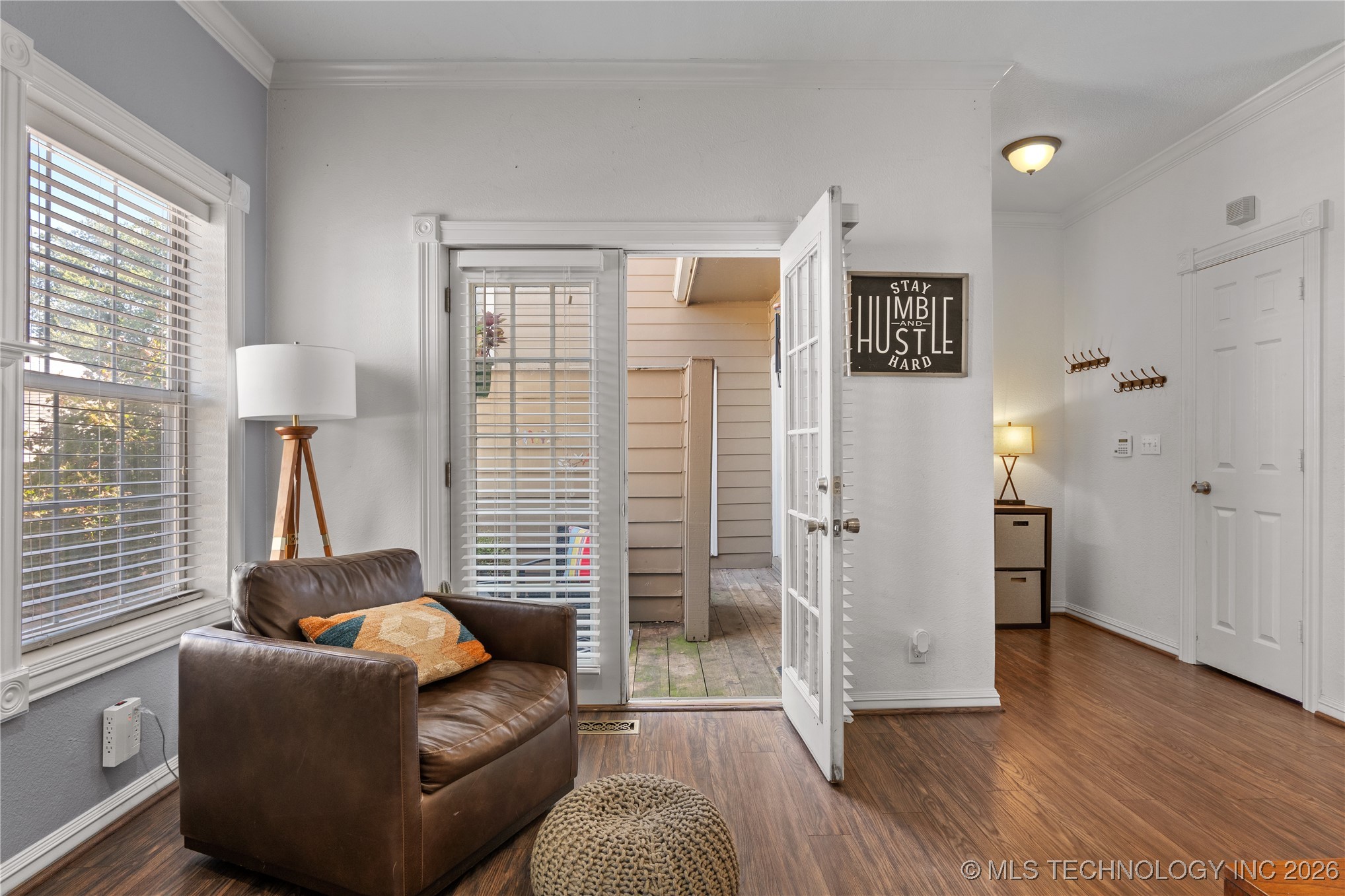 1418 S Frisco Avenue 4 Property Photo 9