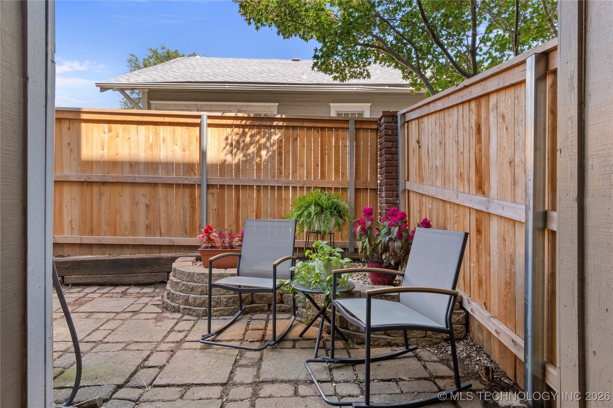 1418 S Frisco Avenue 4 Property Photo 34