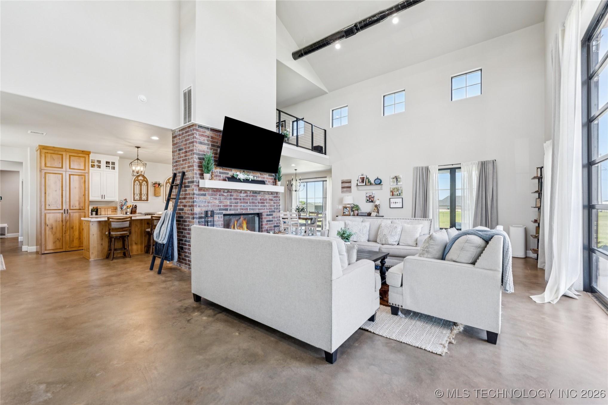 23960 E 710 Road Property Photo 5