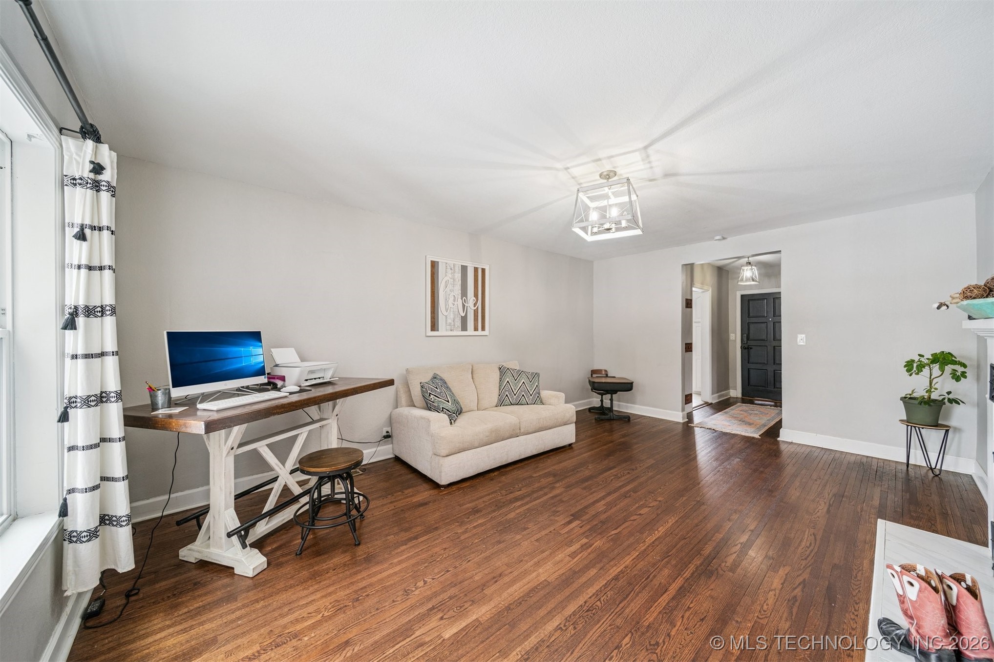 1115 W Canadian Avenue Property Photo 7