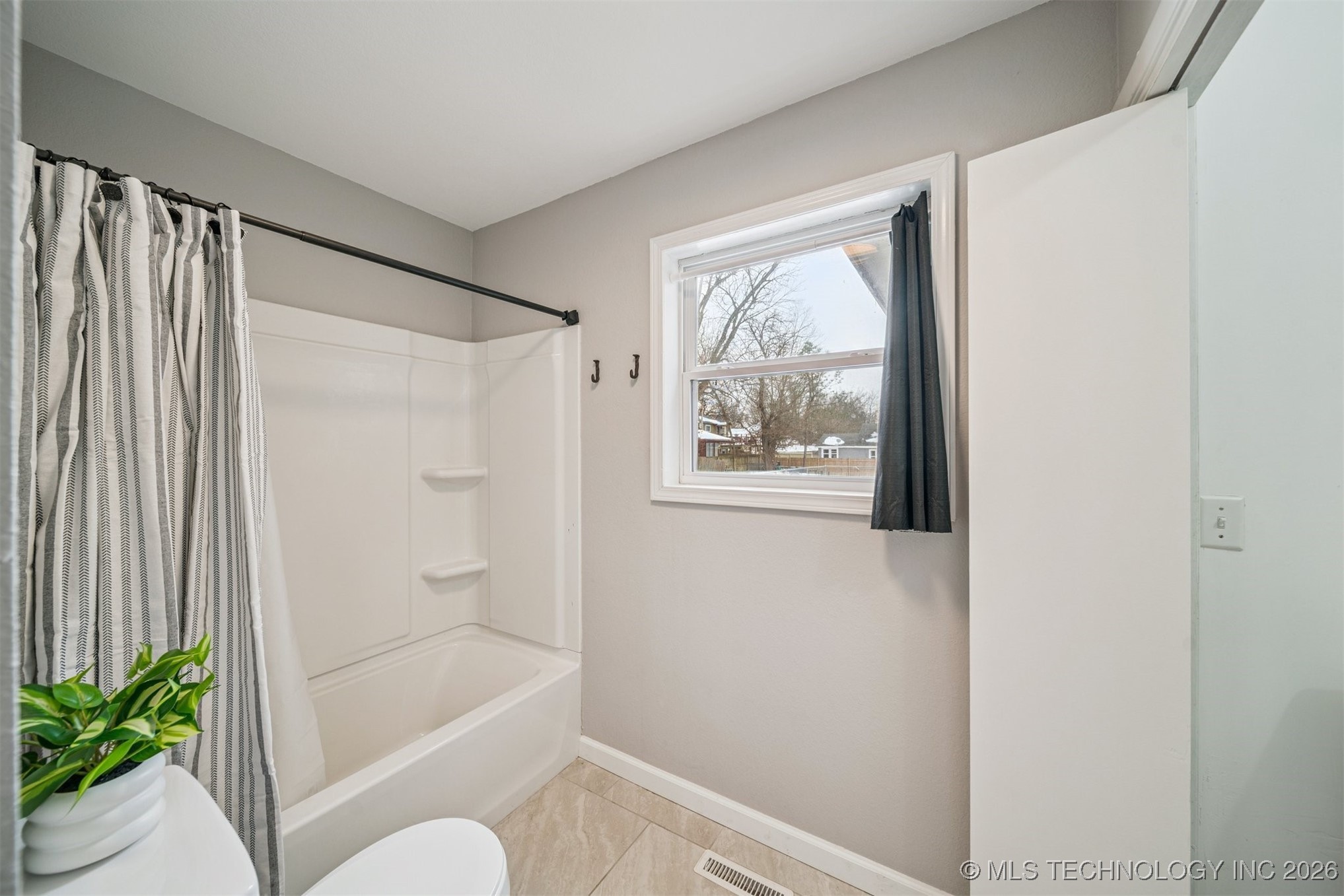 1115 W Canadian Avenue Property Photo 22