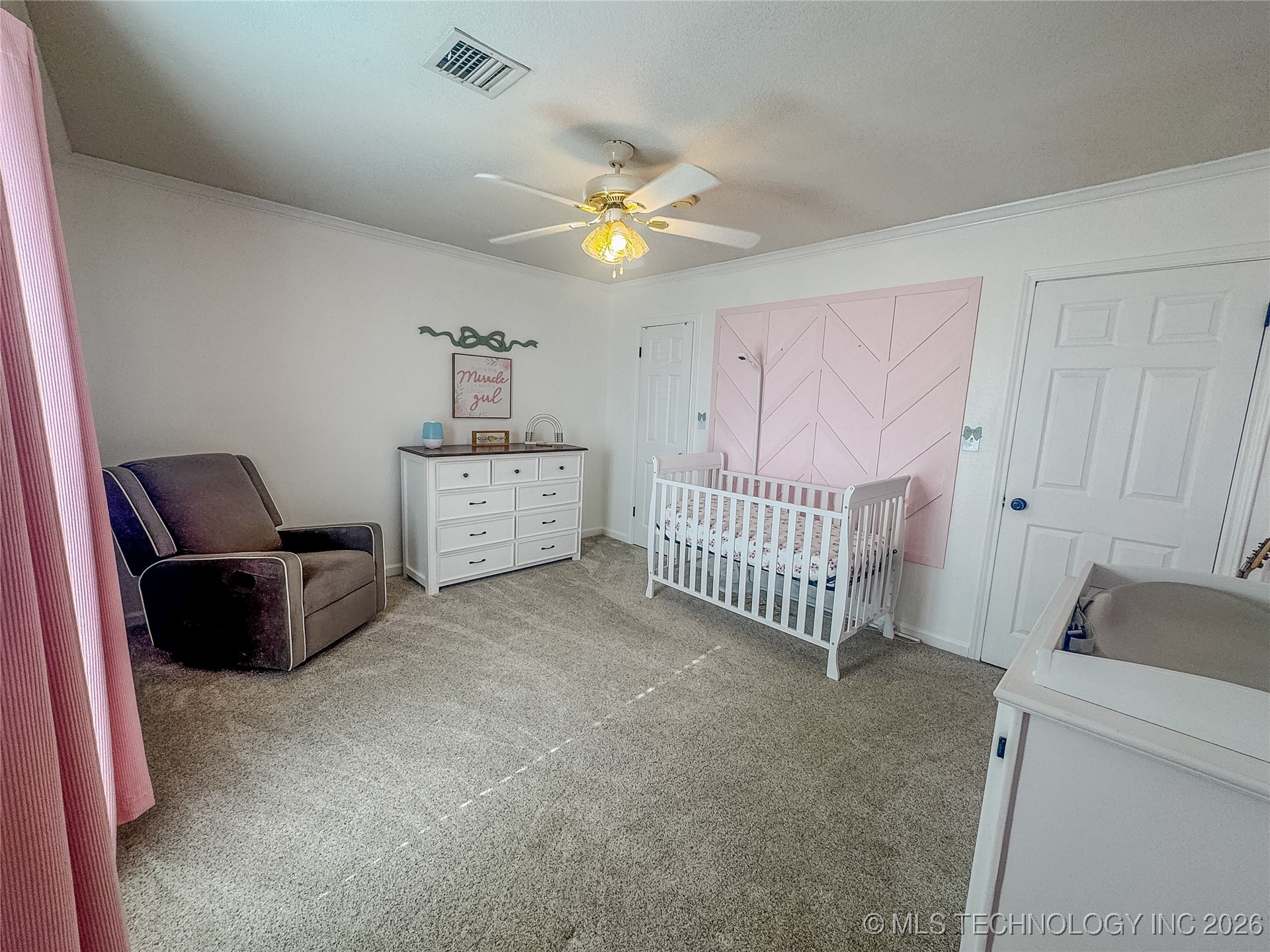 1200 Holly Property Photo 16