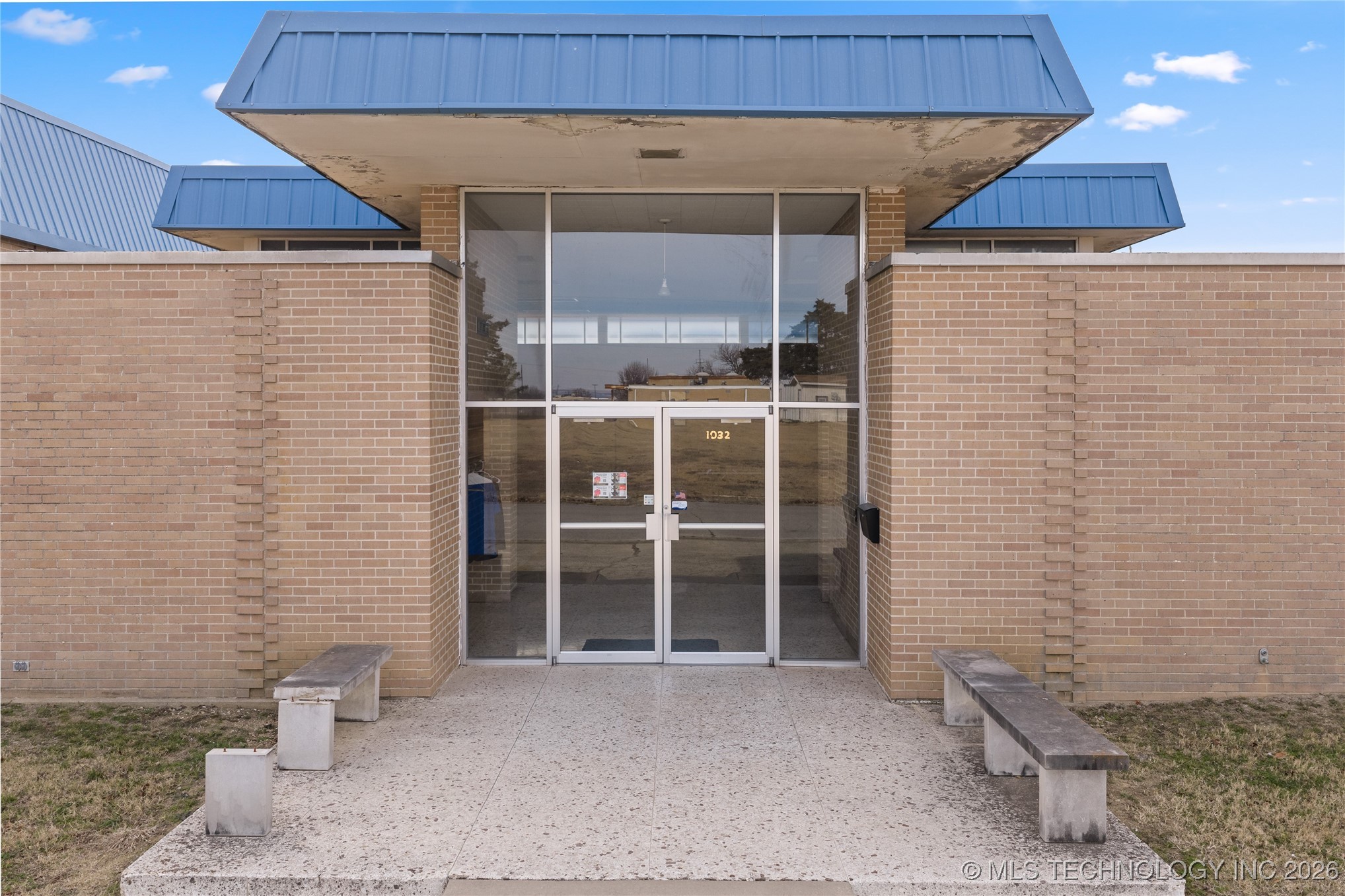 1032 Cherry Street Property Photo 4