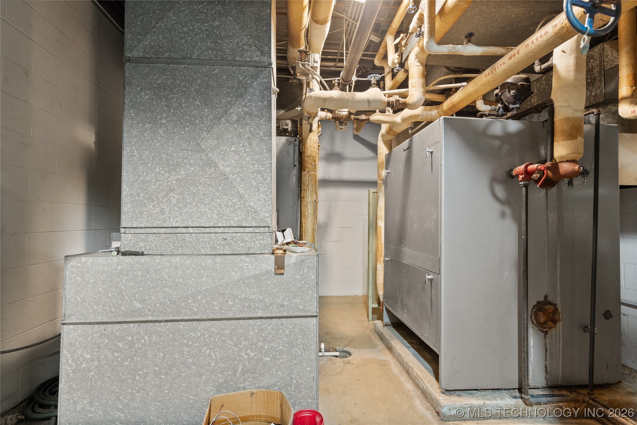 1032 Cherry Street Property Photo 32