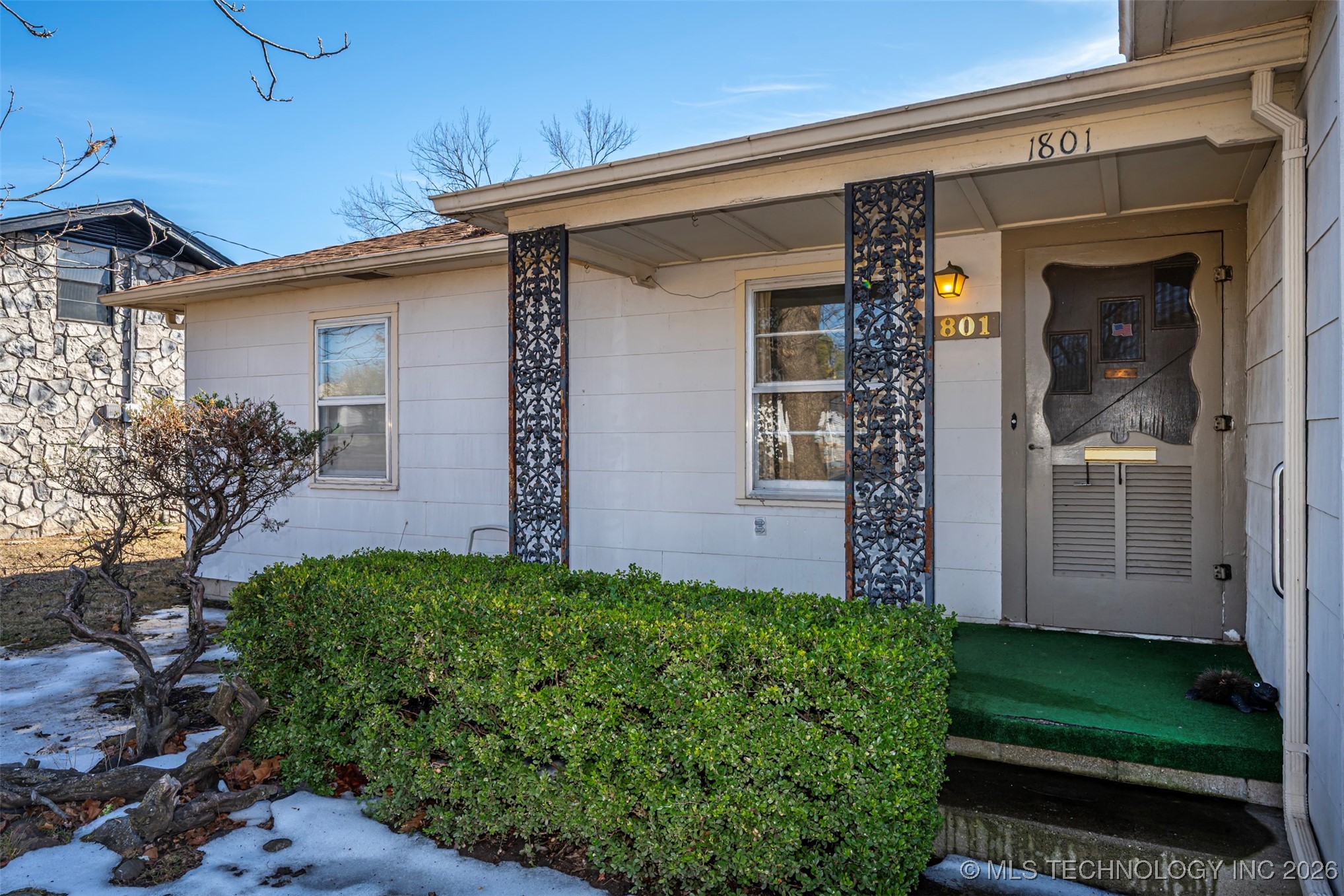 1801 E 6th Street Property Photo 3