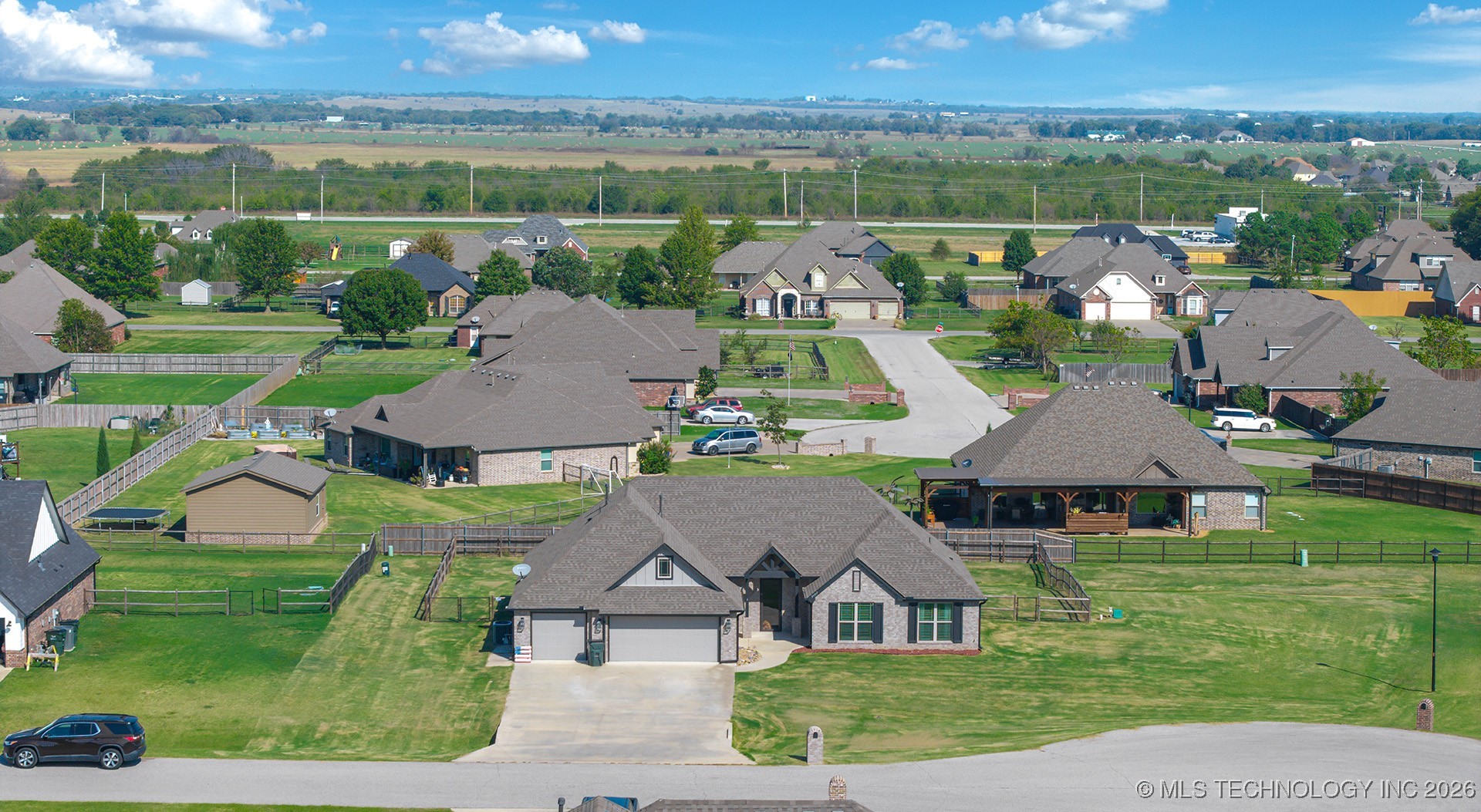 5607 E 142nd Place North Property Photo 3