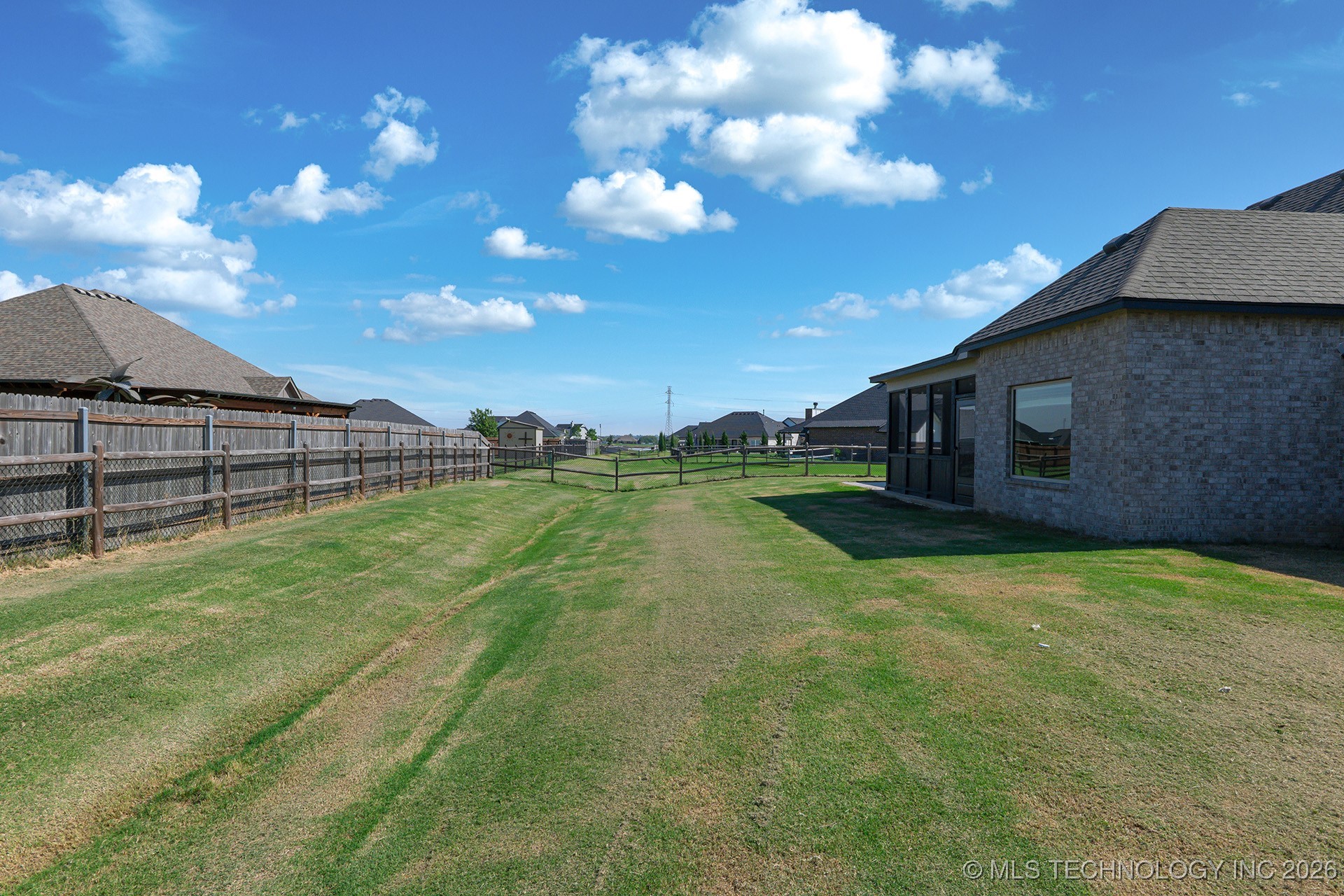 5607 E 142nd Place North Property Photo 52