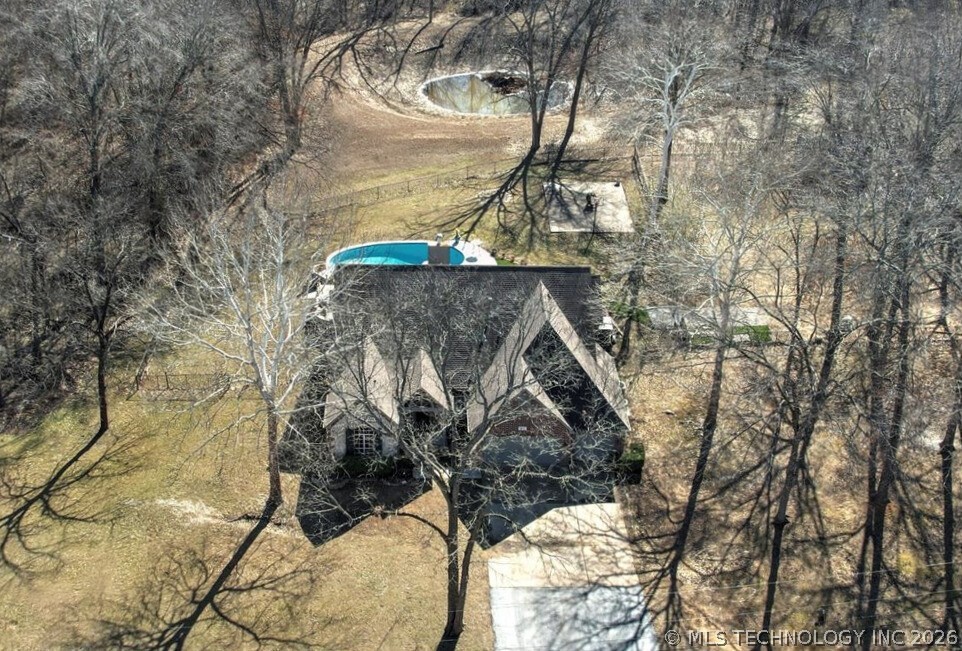 28310 E 6th Place Property Photo 1