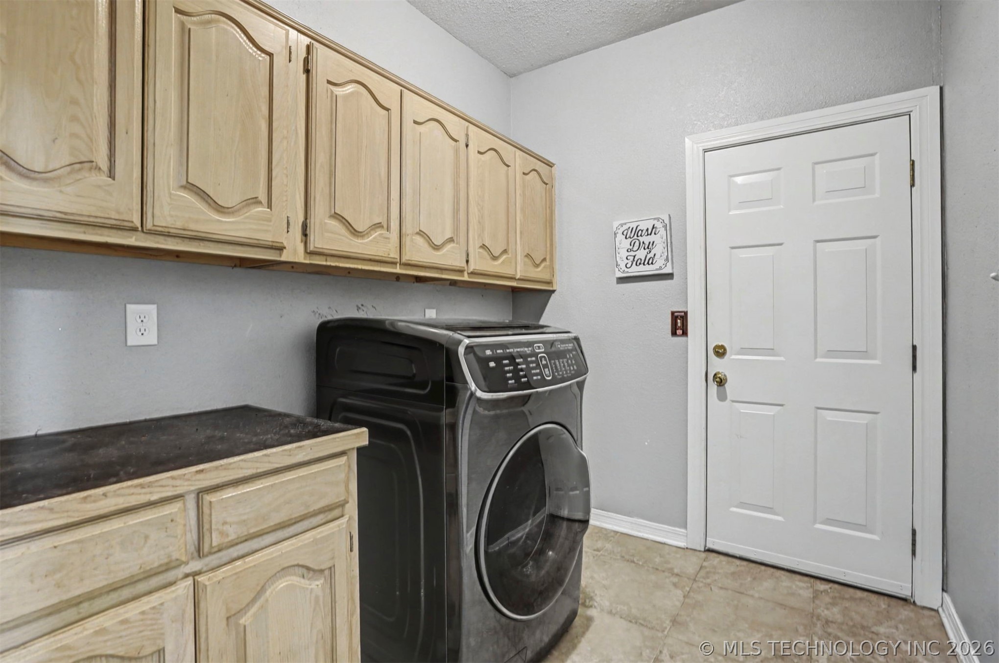 28310 E 6th Place Property Photo 32
