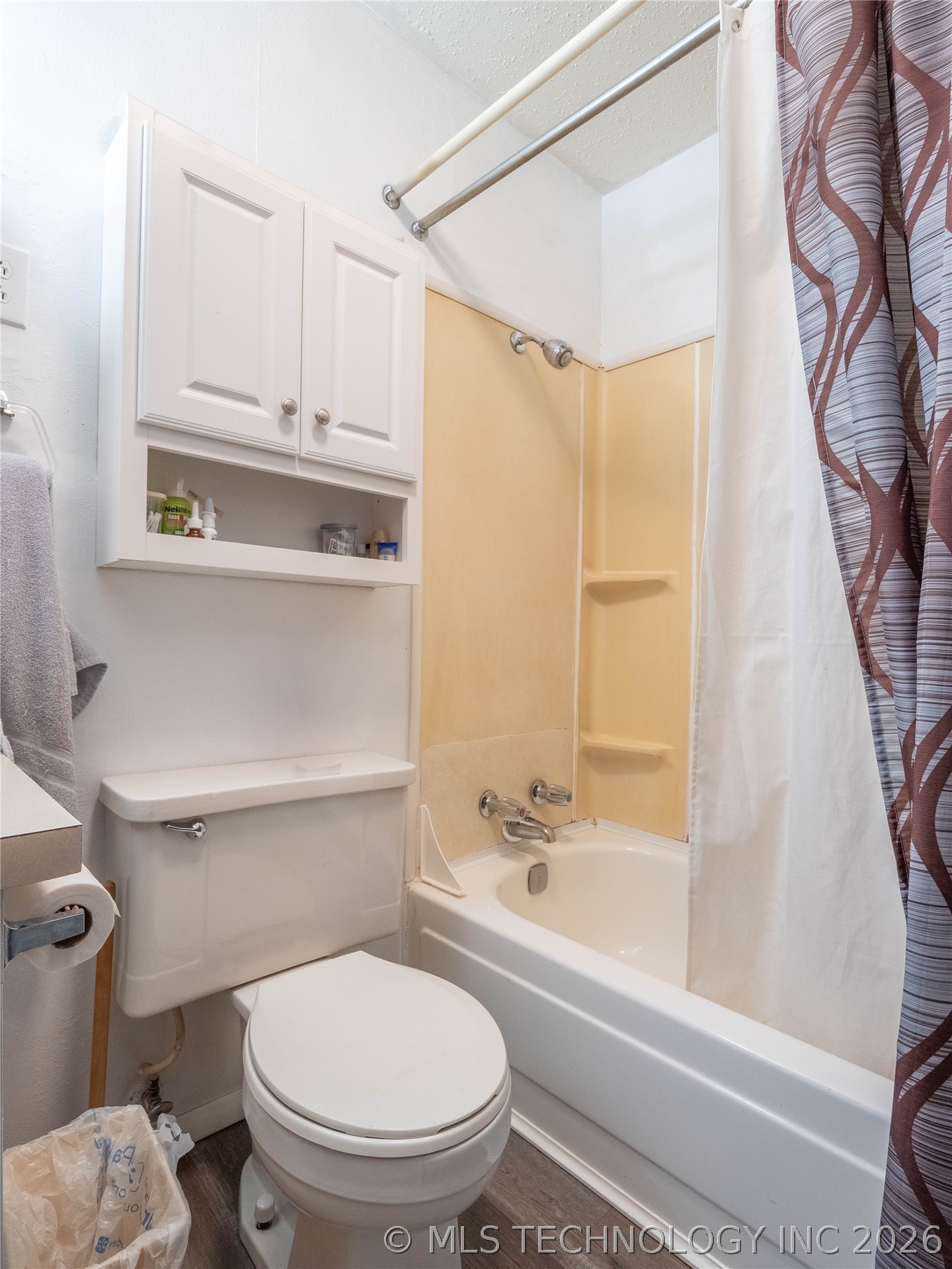 325 E Crisler Property Photo 20