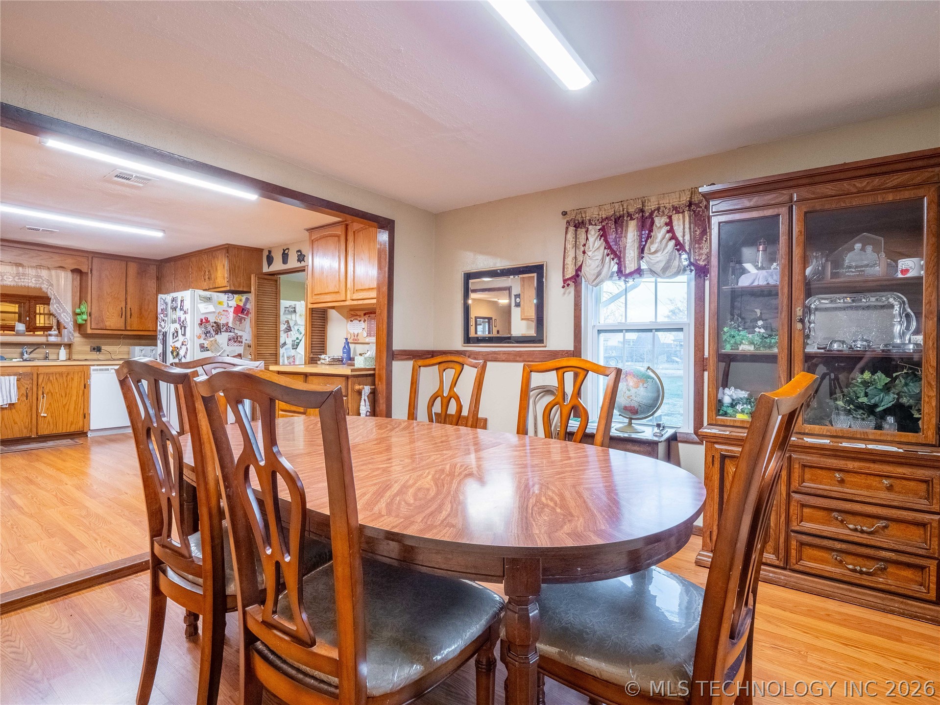 325 E Crisler Property Photo 24