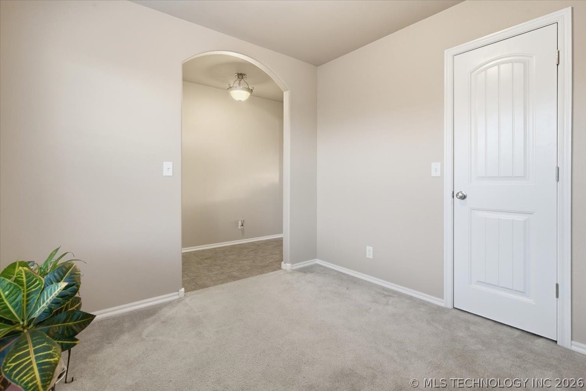 10452 S Kennedy Street Property Photo 6