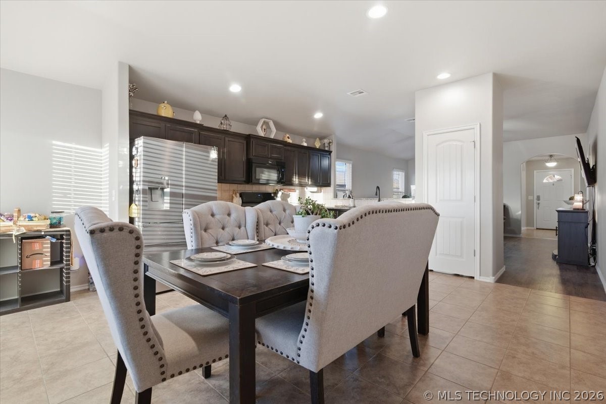 10452 S Kennedy Street Property Photo 15