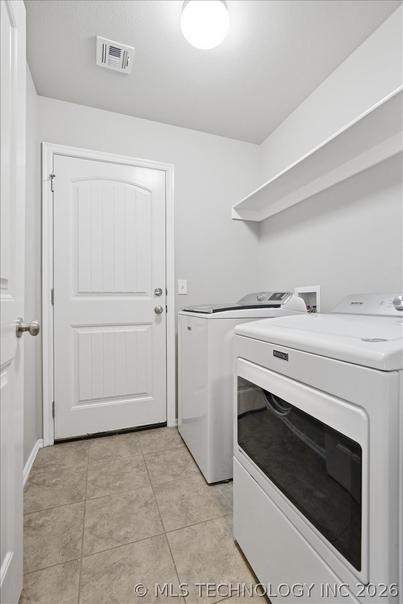 10452 S Kennedy Street Property Photo 20