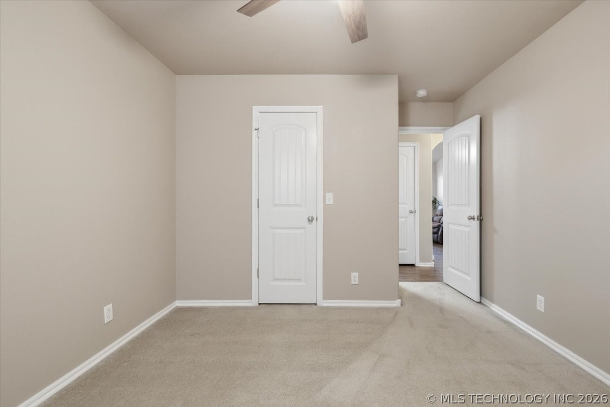 10452 S Kennedy Street Property Photo 27