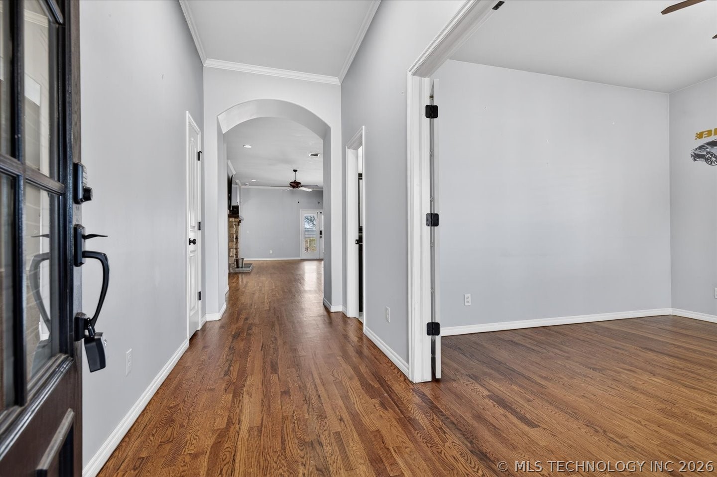 3207 Boardwalk Court Property Photo 5