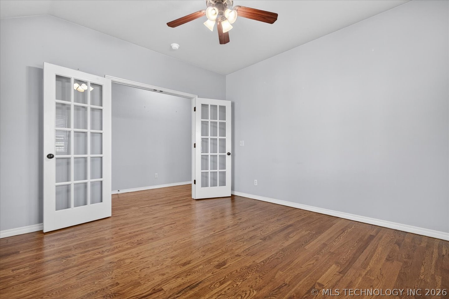 3207 Boardwalk Court Property Photo 7