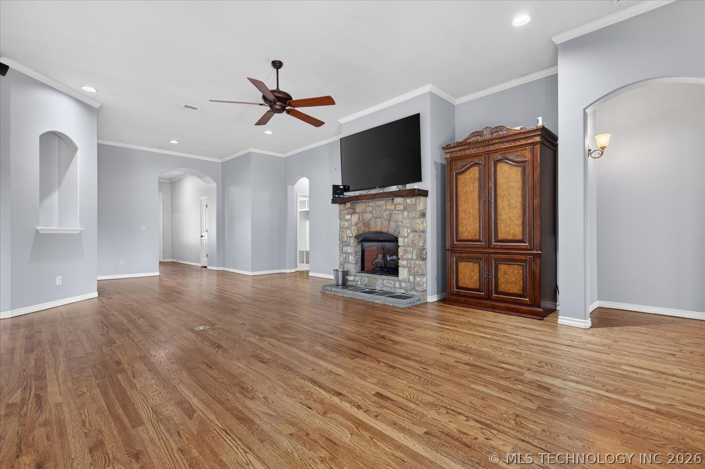 3207 Boardwalk Court Property Photo 10