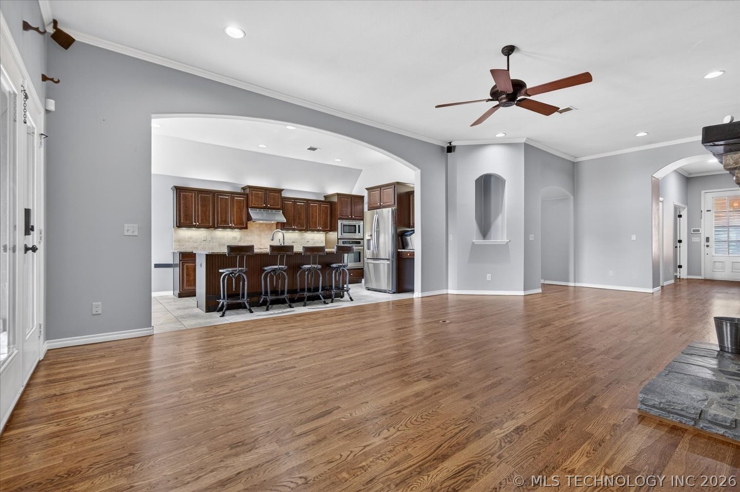 3207 Boardwalk Court Property Photo 11