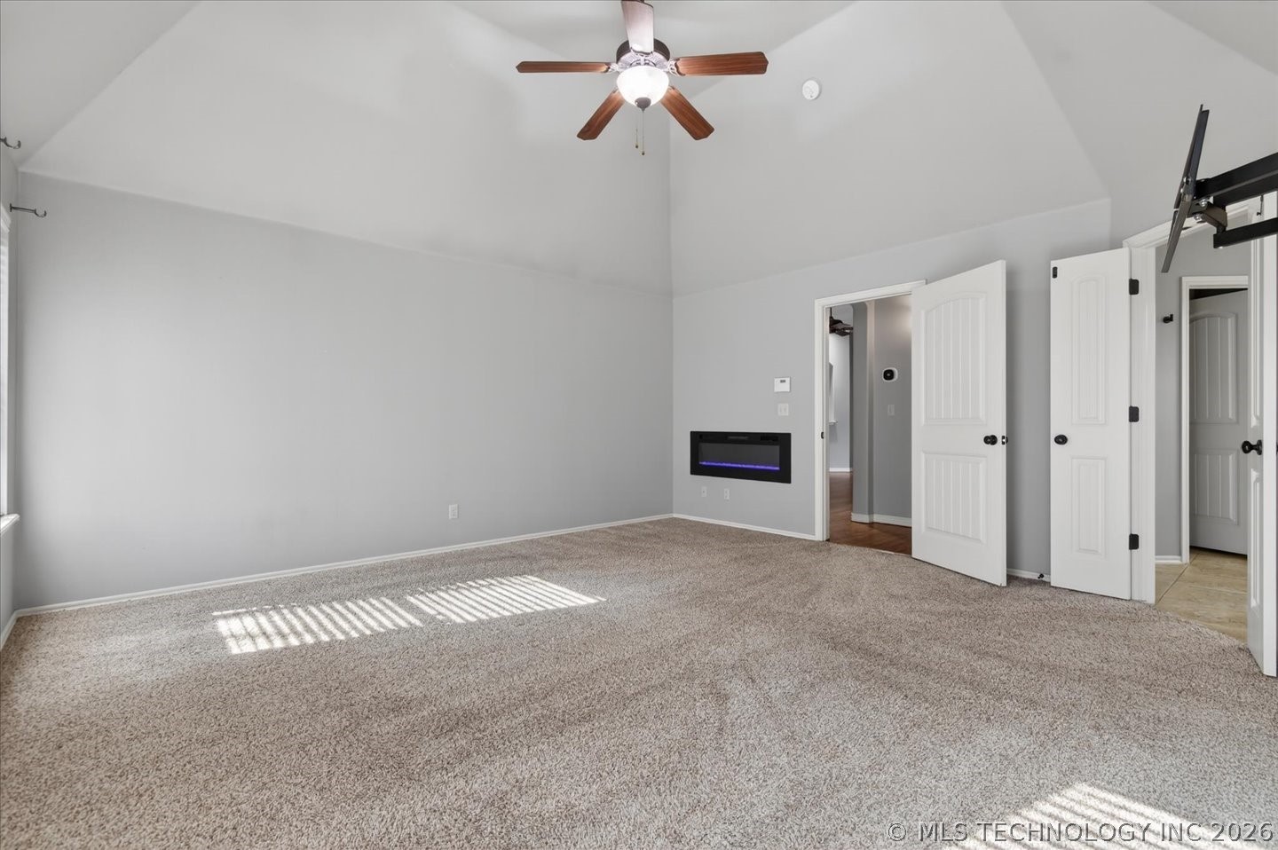 3207 Boardwalk Court Property Photo 25